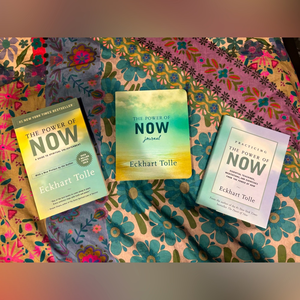POWER OF NOW BOOK BUNDLE: Book, Practical guide and Journal by Eckhart Tolle